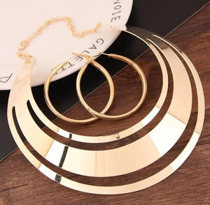 Womens Gold Torques Necklace Round Earring Sets